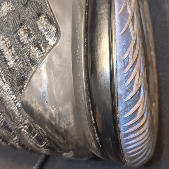 LeBron 17 XVII Global Currency Shoes - Picture 13 of 14